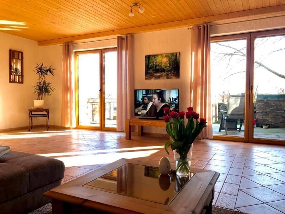 Wandertraum Johann - FeWo Eifel Kruft Exterior foto